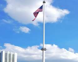 The world's tallest flagpole with a height of about 100 meters is also situated here.